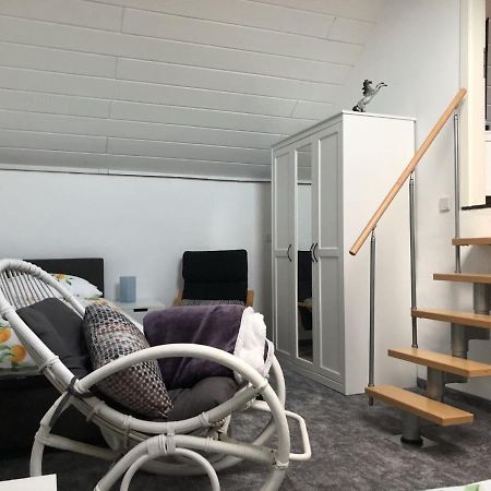 Ferienwohnung Auf Denkmalgeschuetztem Sturmhof グレーフラート エクステリア 写真