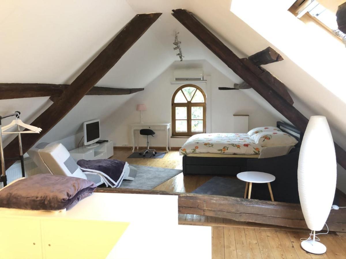 Ferienwohnung Auf Denkmalgeschuetztem Sturmhof グレーフラート エクステリア 写真